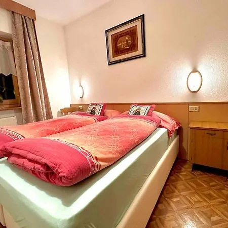 Emma Apartment *